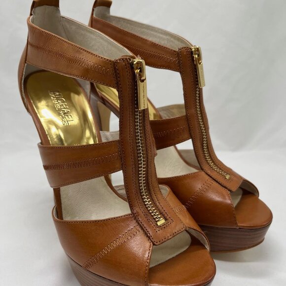 BRAND NEW! Michael Kors Berkley Platform Leather Sandals, Size 10 - Picture 2 of 12